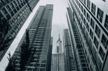 Photo of vietnam's buildings by Tony Pham on Unsplash