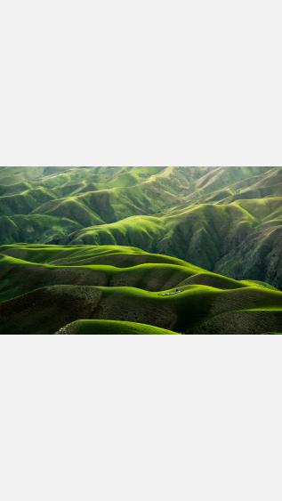 Photo of mountains in China by Qingbao Meng on Unsplash