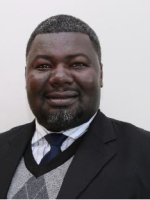 Photo of Eric Oyare